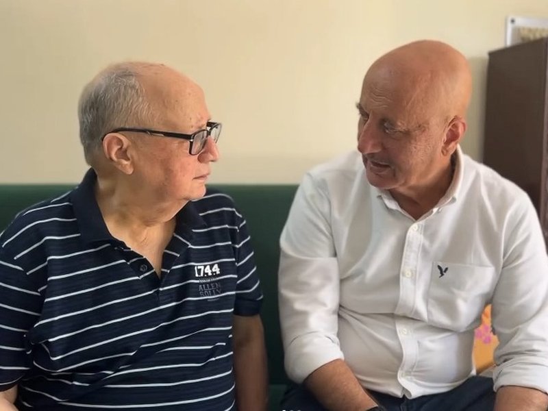 Anupam Kher reveals the person who opened doors to a larger world for him
