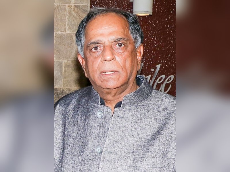 Govinda, Farhan Akhtar, Shatrughan Sinha, others attend last rites of Pahlaj Nihalani