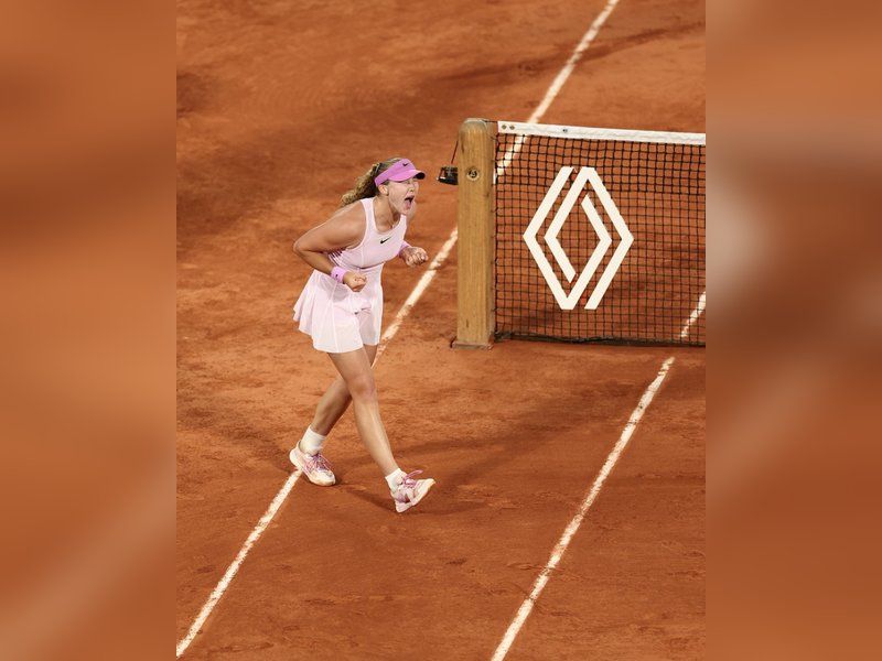 Mirra Andreeva ends Kostyuk's streak to reach maiden Grand Slam final in the French Open in Paris on Thursday. Photo credit: @Roland-Garros/X