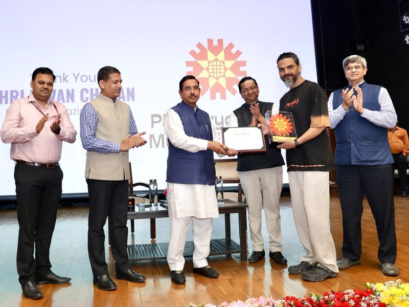 Rooftop solar units to cover 75 lakh households by Dec 2026: Union minister Pralhad Joshi