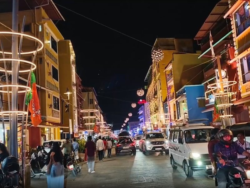 प्रधानमंत्री के दमन पहुंचने पर स्थानीय लोगों में दिखा उत्साह, समर्थक बोले- पीएम मोदी ने हमारे लिए बहुत कुछ किया