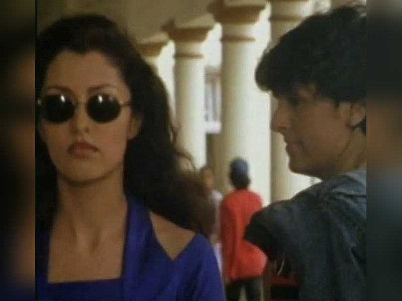 Sonu Nigam revisits ‘early days from his 1997 music video ‘Sapne Ki Baat Main Bataoon’ featuring Aditi Govitrikar 