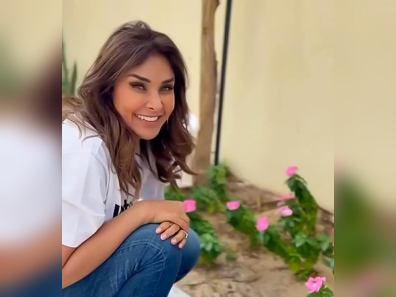 Lisa Ray: I don’t listen to Taylor Swift, love old skinny jeans 