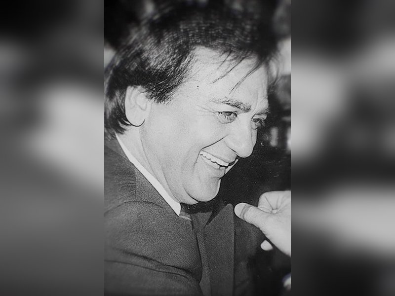 Priya Dutt pays an emotional tribute to father Sunil Dutt on his 97th birth anniversary