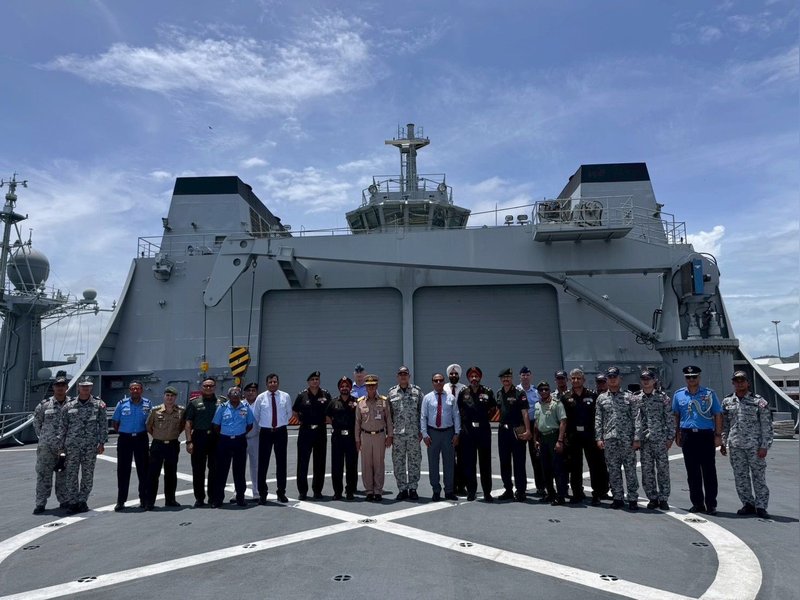 Indian NDC delegation visits Royal Thai Marine Corps HQ, discusses bilateral naval engagements