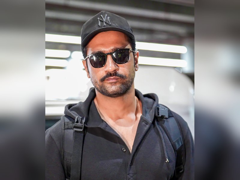 Vicky Kaushal says 'no days off' as he powers through intense workout amidst heavy monsoon 