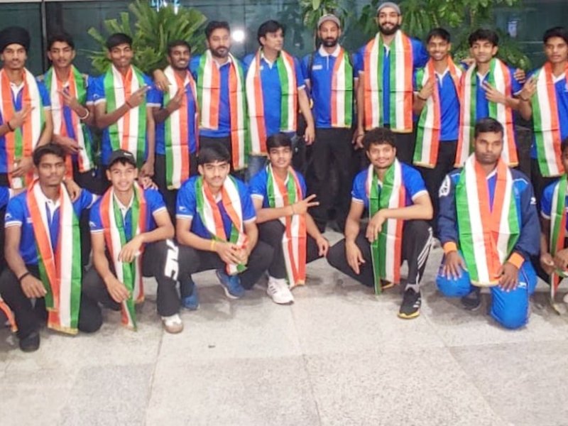 U18 men's and women's hockey stars accorded grand welcome at Delhi airport after Asia Cup success