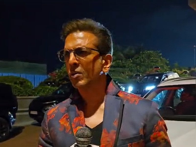 Jaaved Jaaferi distances himself from Ranveer Singh-Farhan Akhtar feud, saying, ‘I am not his secretary’