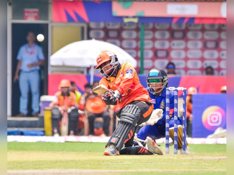 Shahbaz Ahmed's all-round show guides Shrachi Rarh Tigers to victory over Sobisco Smashers Malda in a Season 3 match of the Bengal T20 League at the Eden Gardens in Kolkata on Monday. Photo credit: CAB