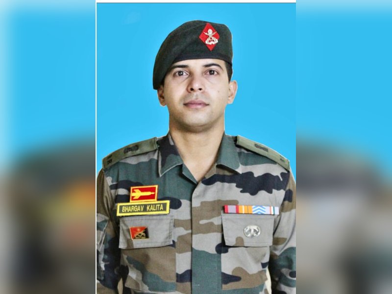 Major Bhargav Kalita gets Shaurya Chakra for gallantry in counter-terrorism operations (Photo: IANS)