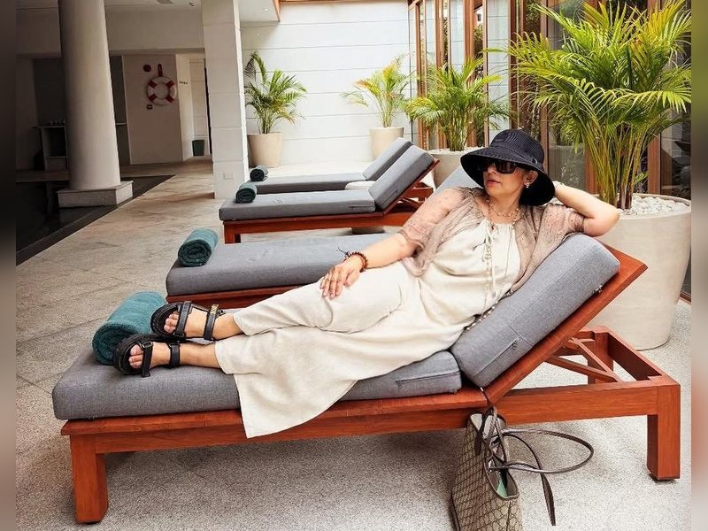 Manisha Koirala indulges in some ‘me-time’, says taking time for yourself isn't selfish