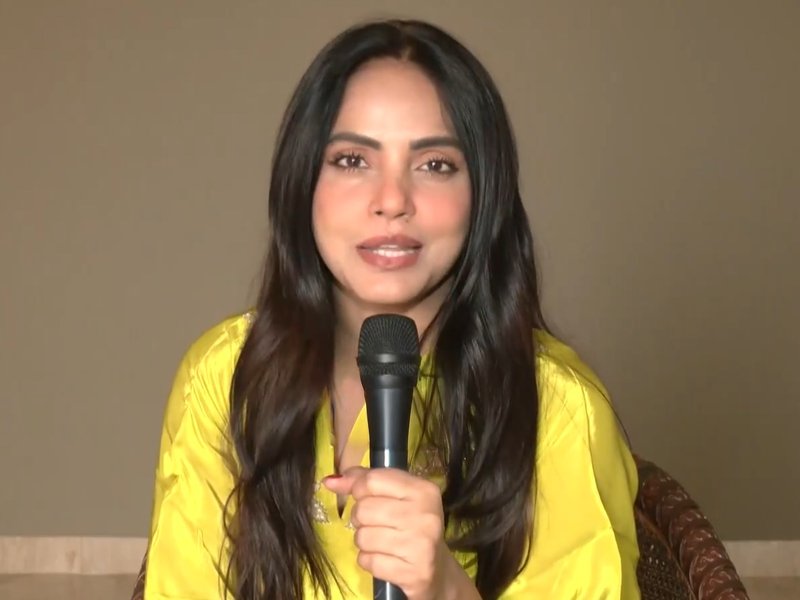 Neetu Chandra & Anup Jalota congratulate PM Modi as he becomes India's longest-serving Prime Minister
