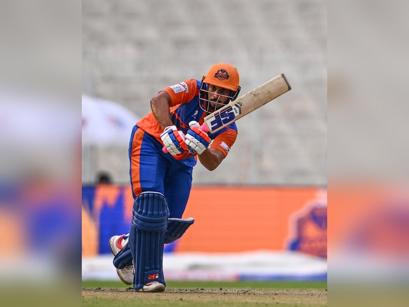 Shakir Habib Gandhi and Sujit Kumar Yadav guide Adamas Howrah Warriors to victory over Kolkata Royal Tigers in Season 3 of the Bengal T20 League at Eden Gardens in Kolkata on Tuesday. Photo credit: CAB