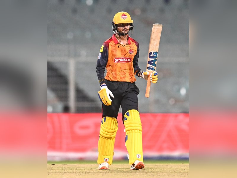 Sobisco Smashers Malda, Adamas Howrah Warriors script an easy win in the men's section of Season 3 of the Bengal T20 League match at Eden Gardens in Kolkata on Tuesday. Photo credit: CAB
