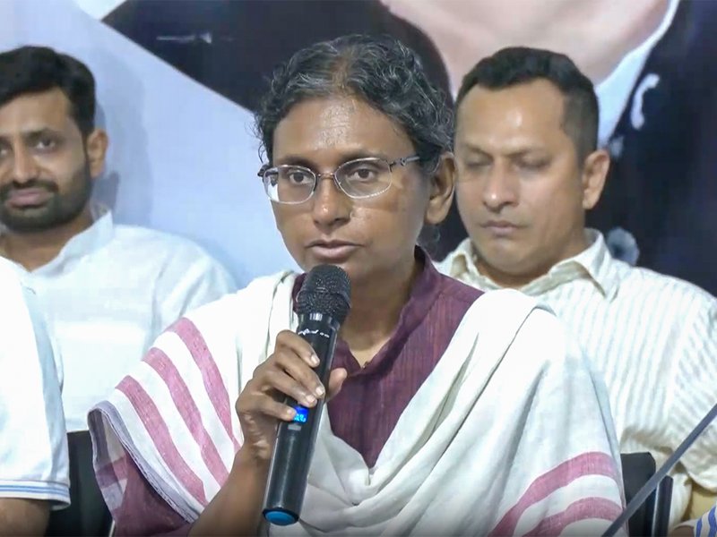SC refuses to intervene in Meenakshi Natarajan nomination rejection row, directs her to approach ECI