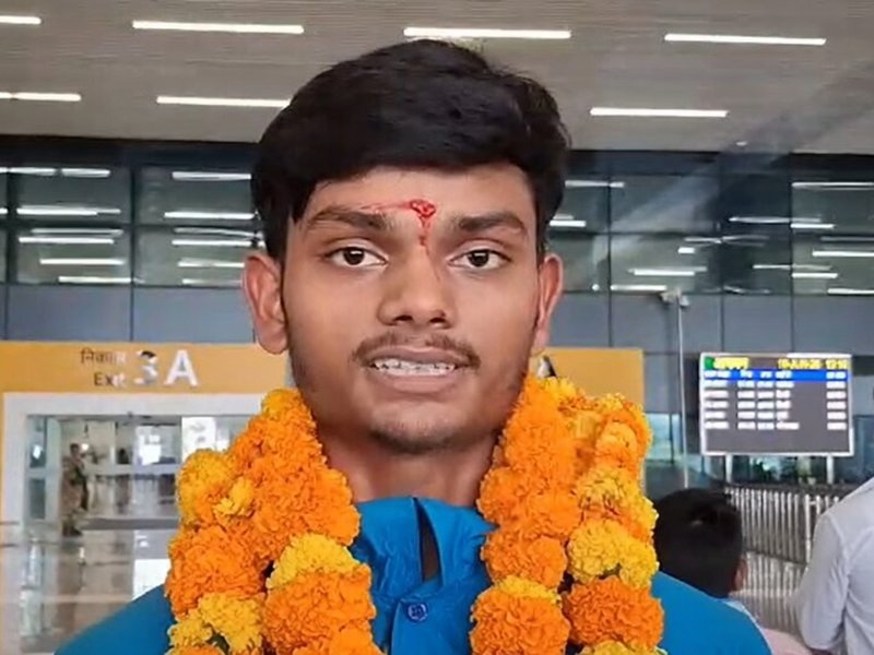 'खेल के क्षेत्र में भी रोजगार के भरपूर अवसर', विश्व योगासन चैंपियनशिप में स्वर्ण पदक जीतने के बाद बोले सारांश कुमार 
