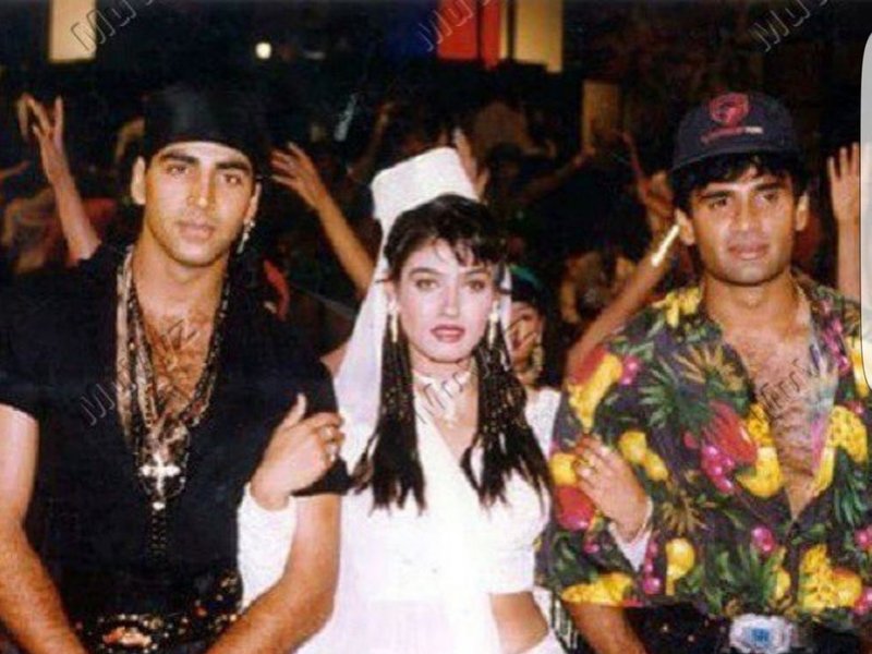 Raveena Tandon relives her 'Mohra' days with Akshay Kumar & Suniel Shetty