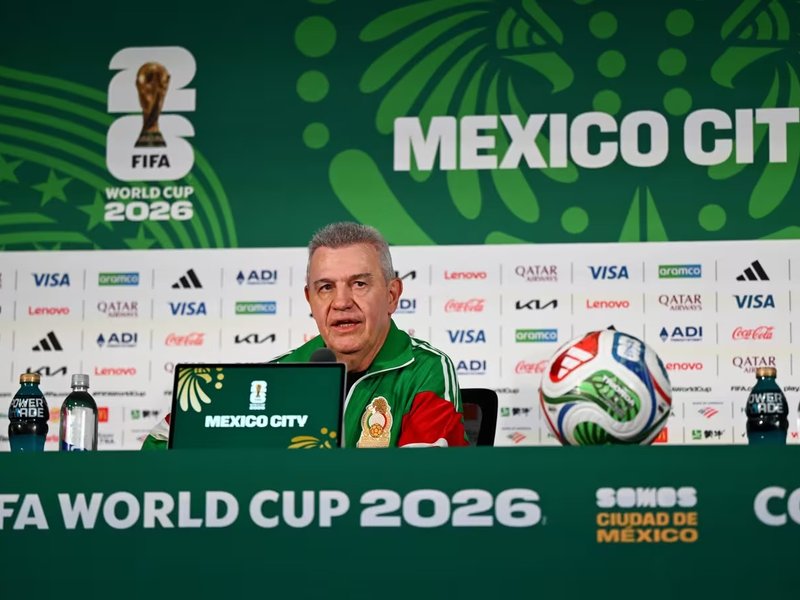As the favourites, you can't lose your head: Mexico coach Aguirre urges calm before World Cup opener 