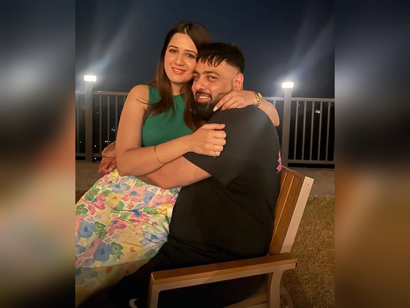 Badshah’s wife Isha Rikhi shares first official husband-wife pic after fans pressurise her for answers
