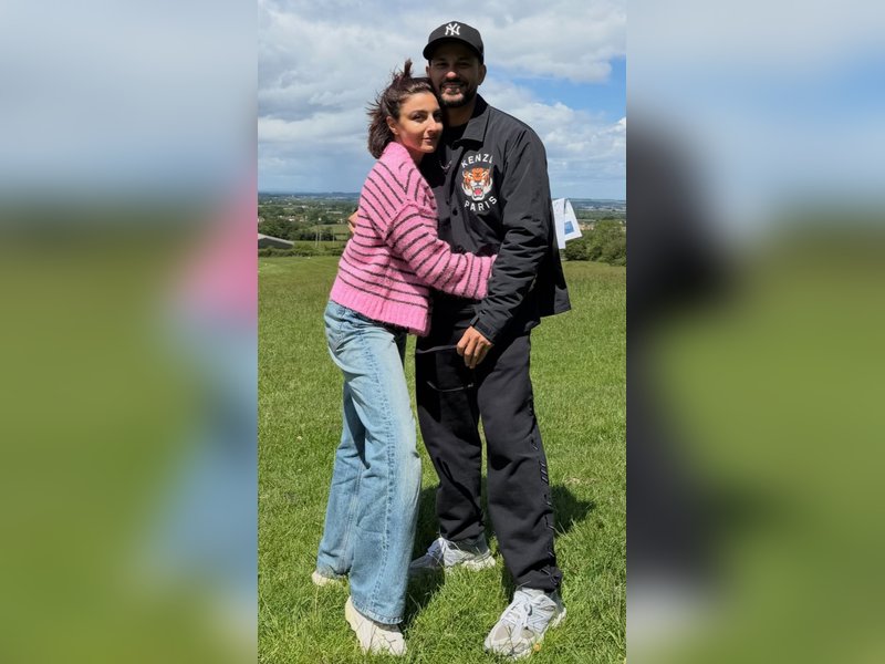 Soha Ali Khan shares romantic moments with Kunal Kemmu through daughter Inaaya’s lens