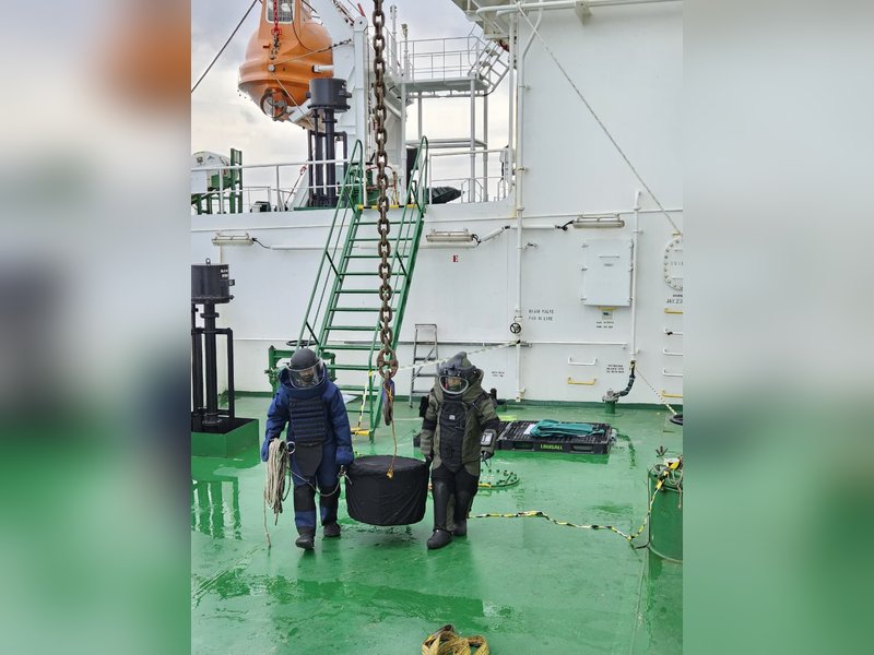 Indian Navy recovers unexploded missile warhead from merchant tanker off Kochi