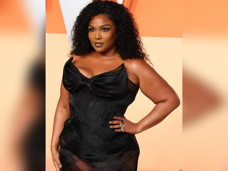 Lizzo speaks up on her childhood insecurity