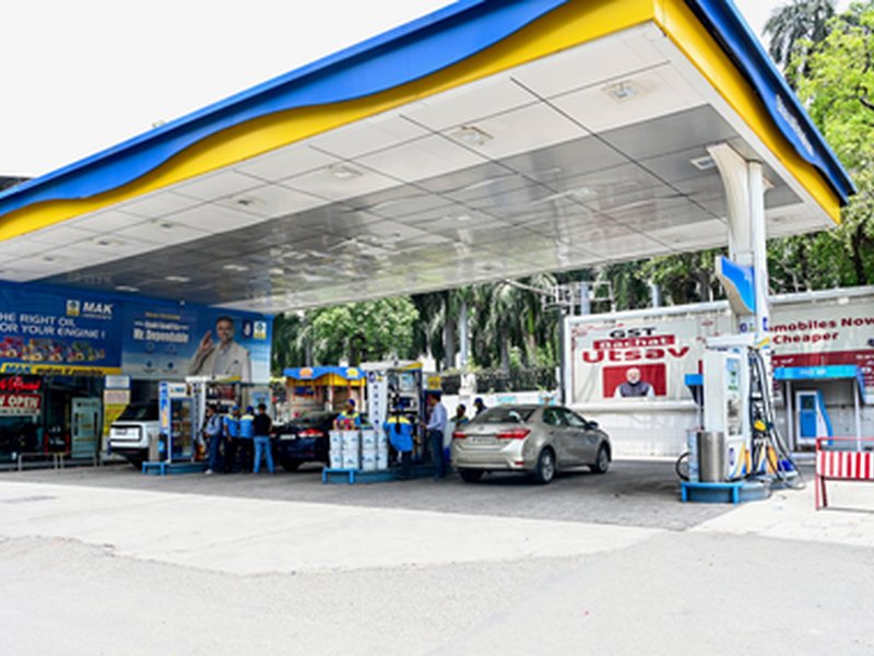 India restricts bulk sale of diesel, petrol at retail outlets for 90 days