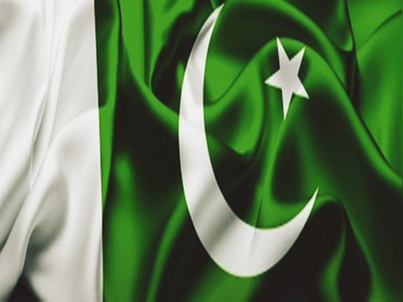 Cracks surface in Pakistan’s government amid failing economy