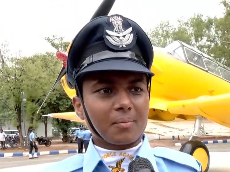 एयर फोर्स अकादमी की ग्रेजुएशन परेड, नए फ्लाइंग ऑफिसर्स ने साझा की सफलता की कहानी