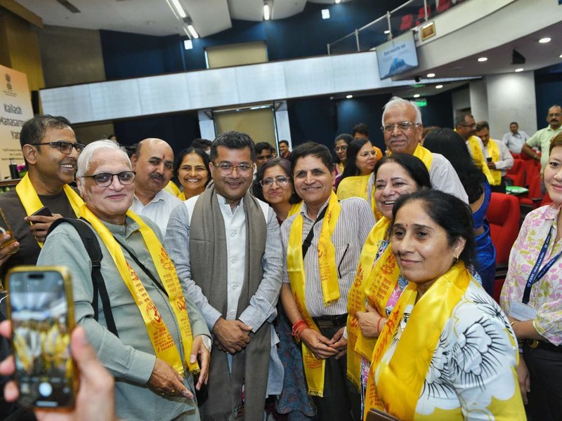 First batch of Kailash Mansarovar Yatra 2026 flagged off in Delhi