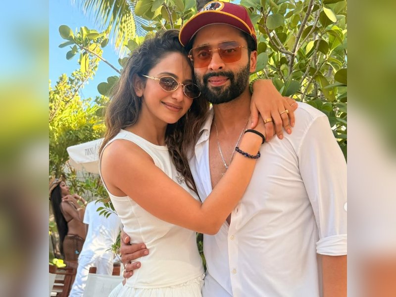 Rakul Preet Singh drops ‘tropic like it’s hot’ post from New York vacation with Jackky Bhagnani