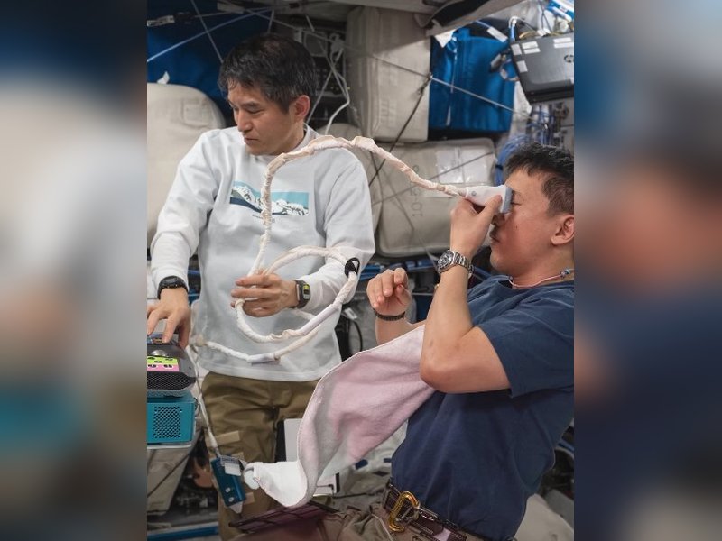 स्पेस में आंखों और मस्तिष्क पर पड़ने वाले प्रभावों की जांच में जुटा नासा, जानें क्या है 'एसएएनएस'