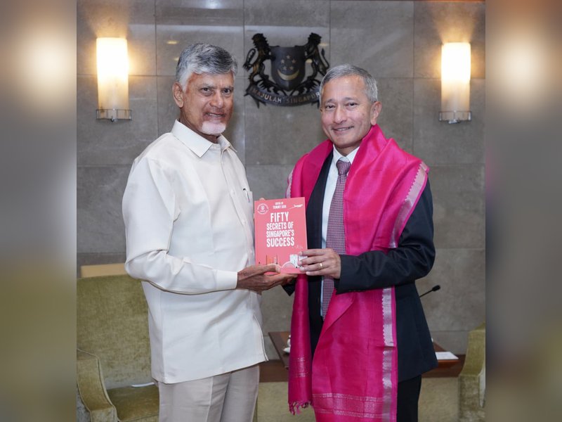Andhra CM Chandrababu Naidu calls on Singapore PM, discusses new opportunities for partnership