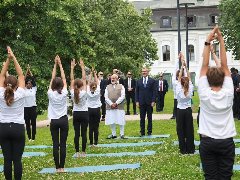'Delightful to see youth embrace Yoga': PM Modi after witnessing demonstration by Slovak schoolchildren
