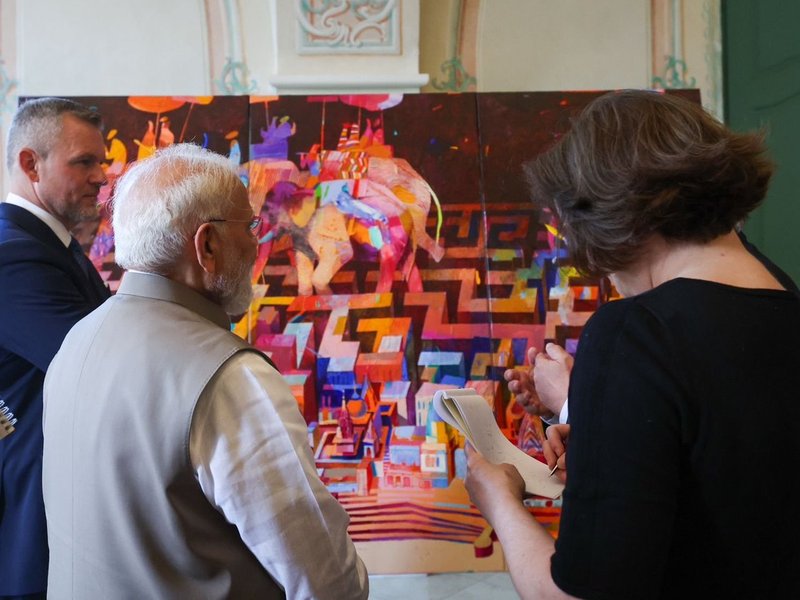 PM Modi finds Banaras connection in Bratislava, says 'art, culture bring people closer'