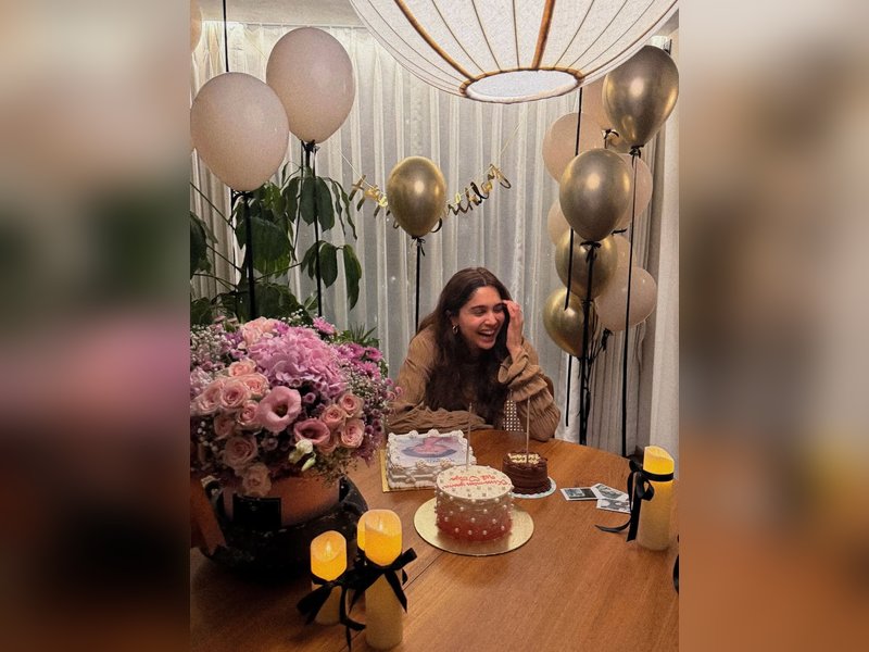 Sharvari's birthday cake has a hilarious message: No greetings, only gifts 