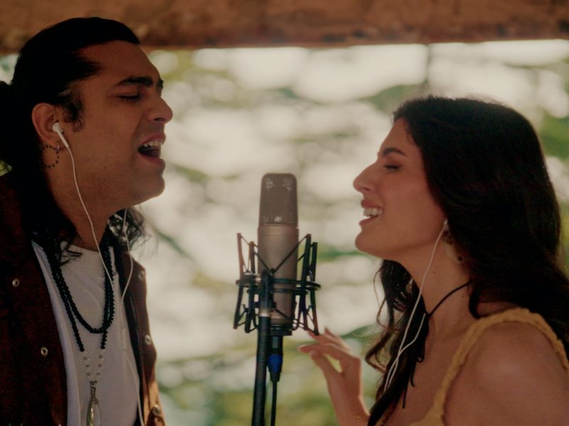 Elnaaz Norouzi on making her Hindi singing debut with "Hua": Music has always been close to my heart 