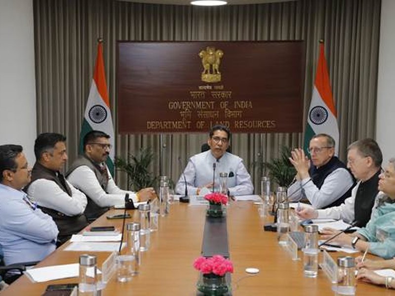 Indian officials discuss collaboration on land governance reforms with World Bank experts