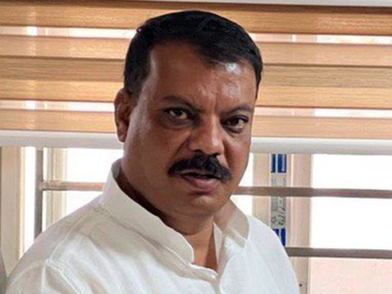 स्वास्थ्य सेवाओं को ठेके पर देने में जुटी मध्य प्रदेश सरकार : उमंग सिंघार