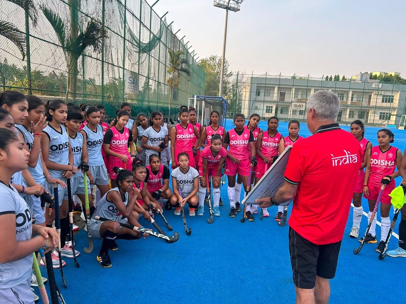 Junior women’s hockey team set for exposure tour of UK under new coach Tim White (Credit: Hockey India)