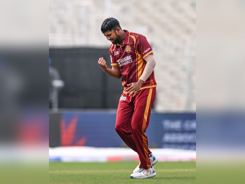 Bowlers help Purulia overcome Malda, seal semis spot in men's competition of the 2026 edition of Bengal T20 League at the Eden Gardens in Kolkata on Wednesday. Photo credit: CAB