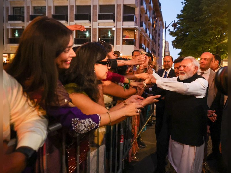 'Proud' of Indian diaspora's efforts in bringing India-France ties closer: PM Modi in Paris