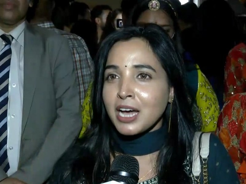 All of us are very emotional: Indian diaspora after meeting PM Modi in Paris