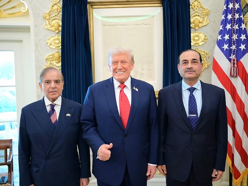Growing engagement with Pakistan: US must ensure it is not shooting itself in the foot