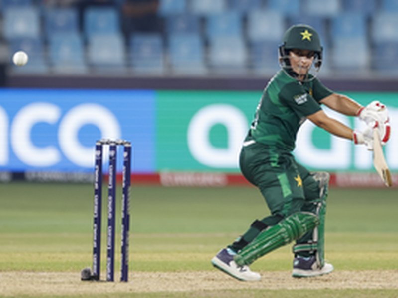 पाकिस्तानी क्रिकेटर निदा डार ने प्रोफेशनल क्रिकेट में वापसी का ऐलान किया