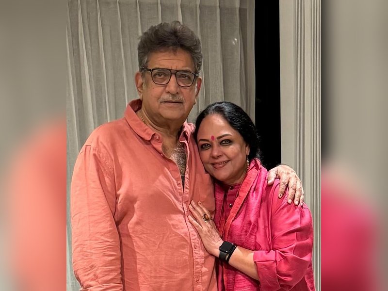 Shabana Azmi wishes brother Baba Azmi & SIL Tanvi Azmi on 41st wedding 
