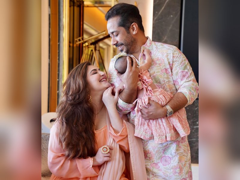 Shivaleeka Oberoi daughter’s 2-month b’day surrounded by ‘generations of love’