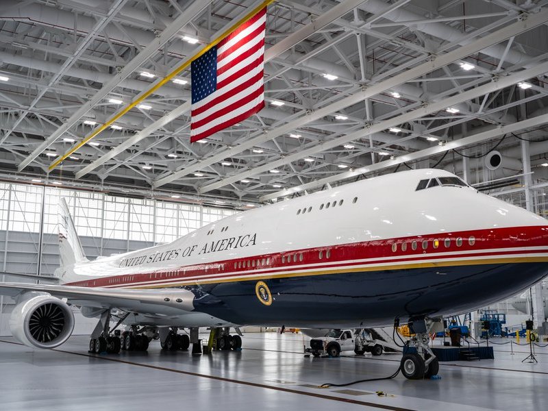 Trump unveils new Air Force One bridge aircraft