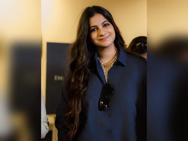 Sonam Kapoor’s sister Rhea Anil Kapoor’s earrings worth Rs. 1.35 crore stolen