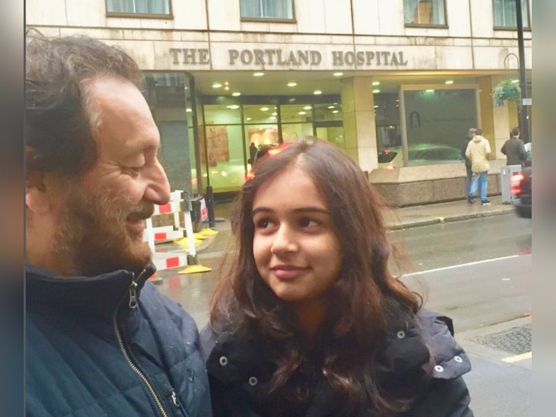 Shekhar Kapur recalls the time he first saw daughter Kaveri Kapur in the hospital